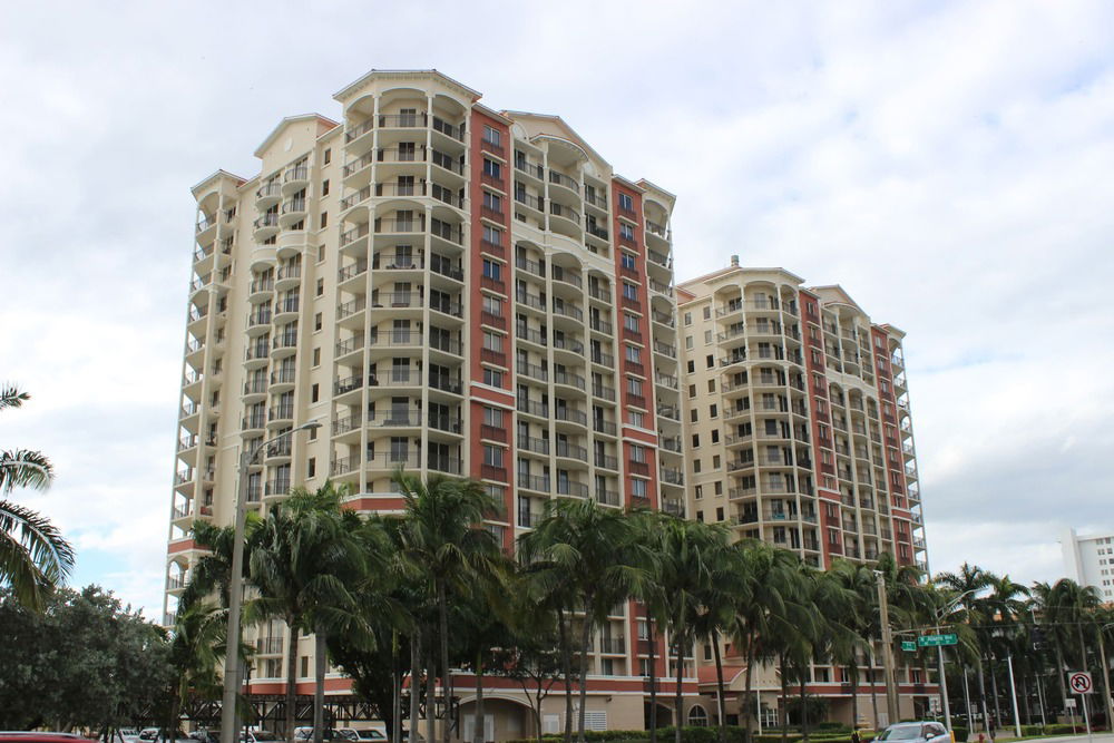 The Vue condo photo 4